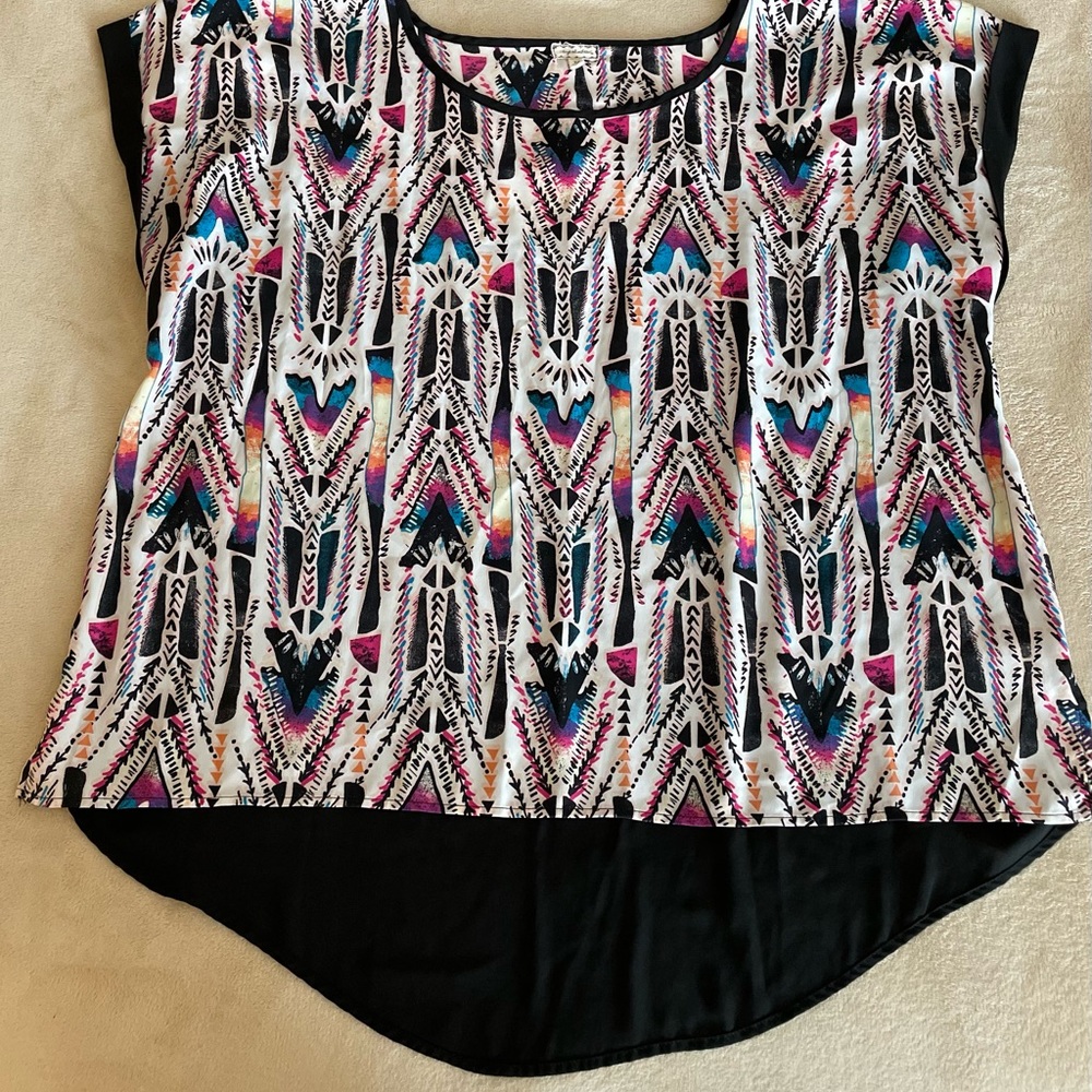 Eyeshadow Scoop Neck Multicolor Blouse - Size 2X - Picture 8 of 13